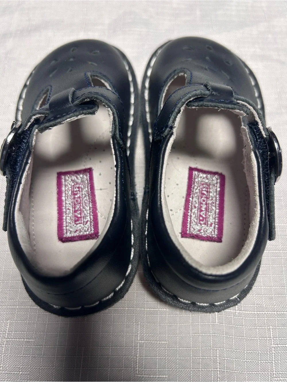 NEW L'Amour Shoes Joy Classic Leather T-Strap Mary Jane Size 6, Navy Blue